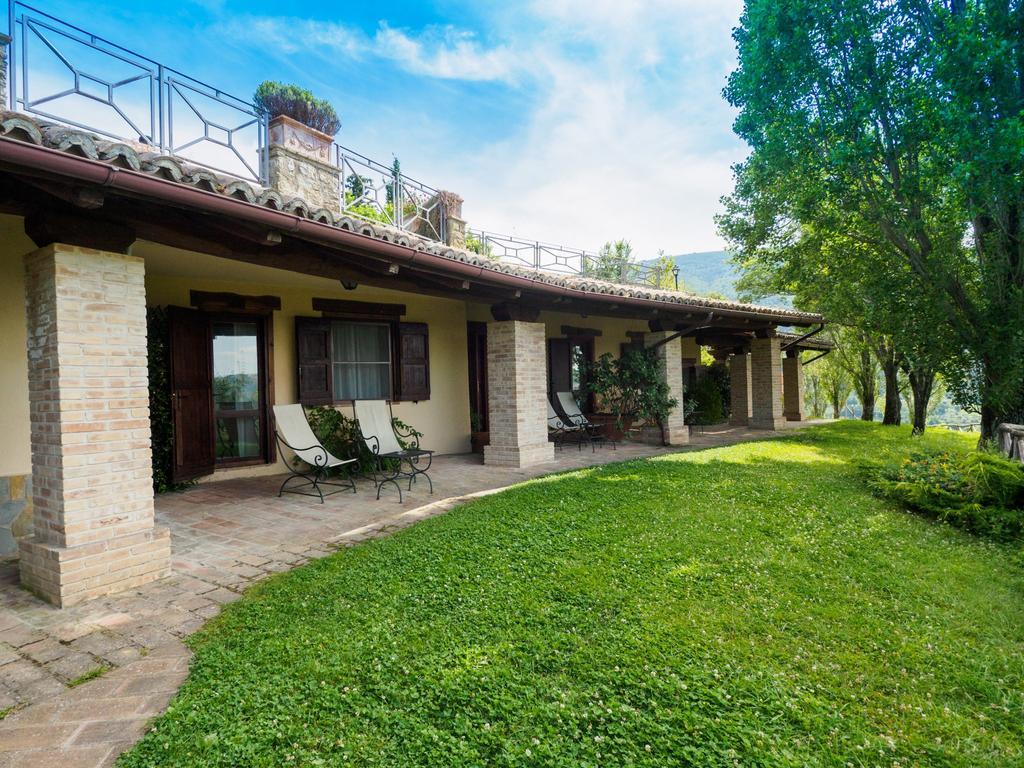 Le Silve Di Armenzano Hotel Assisi Bagian luar foto